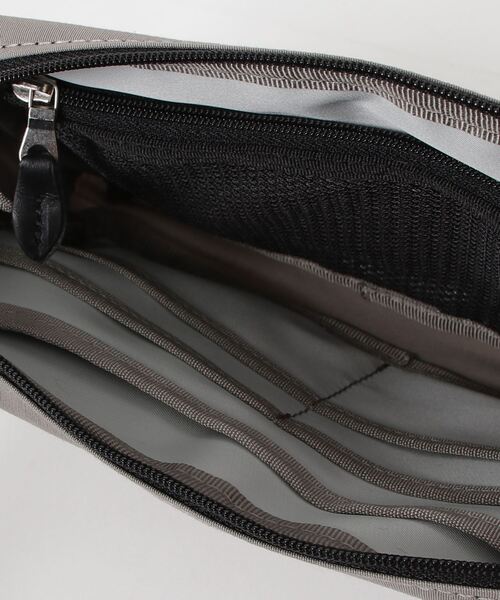 STANDARD SUPPLY(スタンダードサプライ)の「STANDARD SUPPLY/スタンダードサプライ ボディパース BODY PURSE(ショルダーバッグ・レディース・ブラック/グレー/チャコールグレー/モカ・FREE)」の6枚目の写真