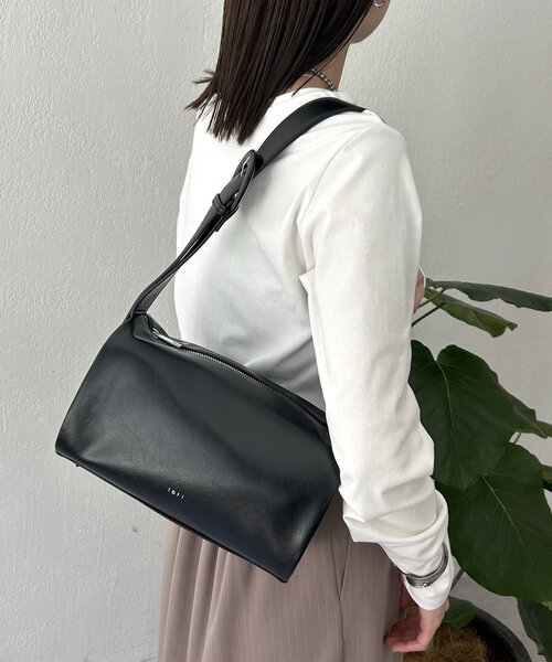 mystic(ミスティック)の「loti ボックスBAG(トートバッグ・レディース・ブラック/ベージュ/ボルドー・ONE SIZE)」の4枚目の写真