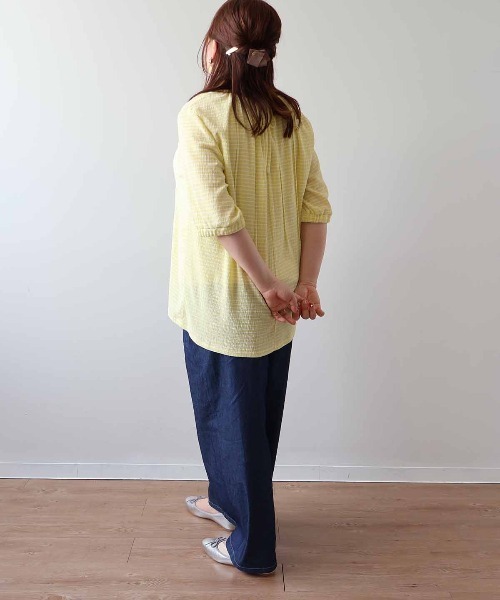 leswel（レスウェル）の「【L～5L 大きいサイズ】シャーリングギンガムタックプルオーバー 6分袖 春夏（Tシャツ/カットソー・レディース・イエロー/ネイビー/オフホワイト・LL/4L/5L/3L/L）」の5枚目の写真