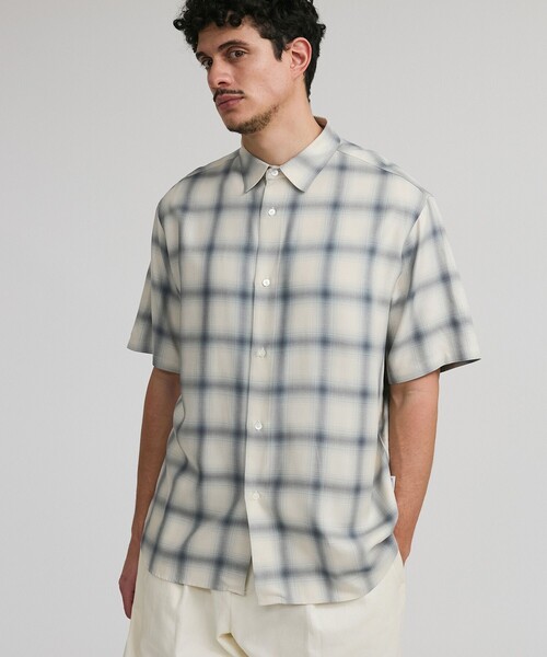 Saturdays NYC（サタデーズ ニューヨークシティ ）の「Bruce Short Sleeve Checked SS Shirts（シャツ/ブラウス・メンズ・イエロー/オフホワイト・L/M/S/XL）」の2枚目の写真