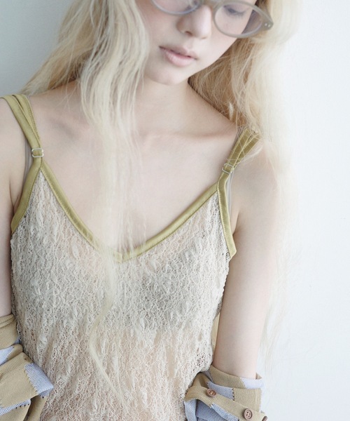 igi(イジ)の「SHEER LACE CAMISOLE / シアーレースキャミソール(キャミソール・レディース・ライトグリーン/ネイビー/ブラウン/チャコールグレー/モカ/ベージュ・FREE)」の11枚目の写真