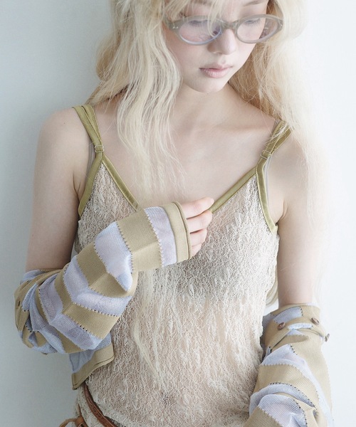 igi(イジ)の「SHEER LACE CAMISOLE / シアーレースキャミソール(キャミソール・レディース・ライトグリーン/ネイビー/ブラウン/チャコールグレー/モカ/ベージュ・FREE)」の12枚目の写真