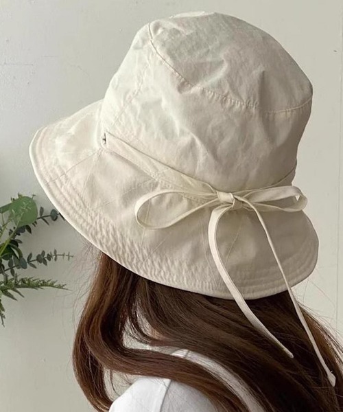 VIBGYOR(ヴィブジョー)の「pur chouchou/リボン シンプル バケットハット P4464(ハット・レディース・グリーン/ブラック/ベージュ/アイボリー・FREE)」の2枚目の写真