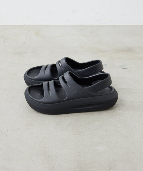 ear PAPILLONNER(イアパピヨネ)の「【PUMA(プーマ)】ウィメンズプーマ フラッターサンダル(サンダル・レディース・ブラック/ホワイト・25cm/24cm/23cm)」の14枚目の写真