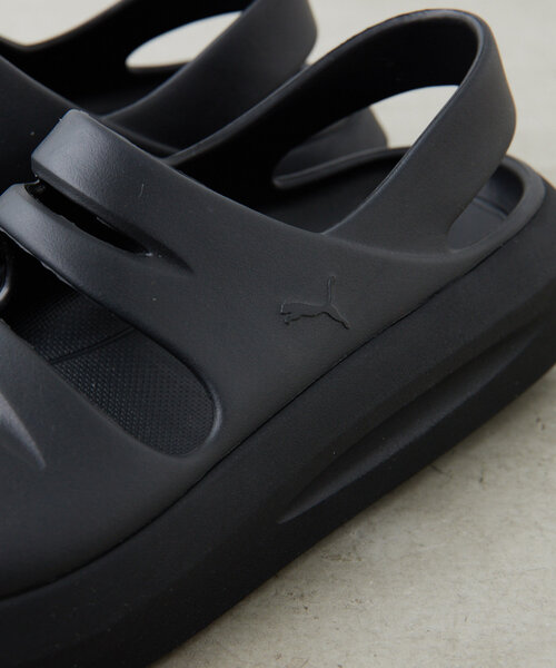 ear PAPILLONNER(イアパピヨネ)の「【PUMA(プーマ)】ウィメンズプーマ フラッターサンダル(サンダル・レディース・ブラック/ホワイト・25cm/24cm/23cm)」の18枚目の写真