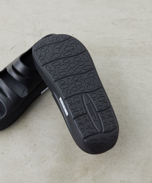 ear PAPILLONNER(イアパピヨネ)の「【PUMA(プーマ)】ウィメンズプーマ フラッターサンダル(サンダル・レディース・ブラック/ホワイト・25cm/24cm/23cm)」の19枚目の写真