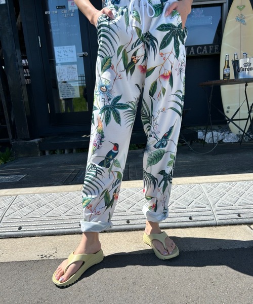 Loco Ocean(ロコオーシャン)の「ボタニカルリーフプリントリラックス テーパードパンツ 夏服(その他パンツ・レディース・グリーン・M/L)」の7枚目の写真