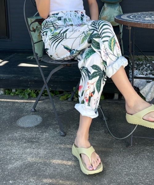 Loco Ocean(ロコオーシャン)の「ボタニカルリーフプリントリラックス テーパードパンツ 夏服(その他パンツ・レディース・グリーン・M/L)」の19枚目の写真
