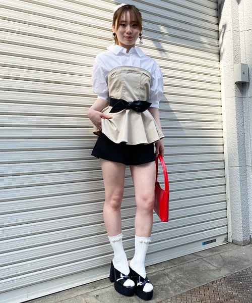 Narcissus(ナルシス)の「トレンチシャツペプラム《動画あり》(シャツ/ブラウス・レディース・ブラック/ベージュ・FREE)」の21枚目の写真