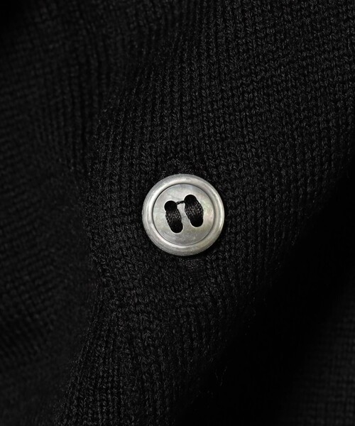 BRILLA per il gusto（ブリッラペルイルグースト）の「GRAN SASSO / ウール 12ゲージ ニットポロシャツ（ポロシャツ・メンズ・ブラック/ベージュ/ネイビー・46/44/48/50）」の6枚目の写真