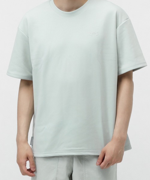 UNDER ARMOUR(アンダーアーマー)の「アンダーアーマー UAアポロ ショートスリーブ Tシャツ(Tシャツ/カットソー・メンズ・ブルー/グレー/ダークグレー/ホワイト・S/M/L/LL/3L)」の3枚目の写真