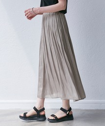 ROPE' PICNIC（ロペピクニック）の「シャイニーリラックスプリーツスカート（スカート・ブラウン系）」
