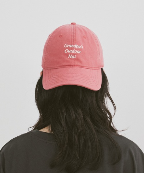 MERLOT（メルロー）の「【ウォッシュ加工】ヴィンテージライクレタリング刺繍キャップ（キャップ・レディース・ホワイト/ピンク/ネイビー・FREE）」の14枚目の写真