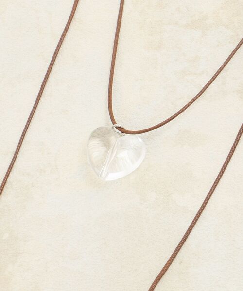 MAJESTIC LEGON（マジェスティックレゴン）の「クリアハートコードネックレス（ネックレス・レディース・ブラウン・FREE）」の6枚目の写真