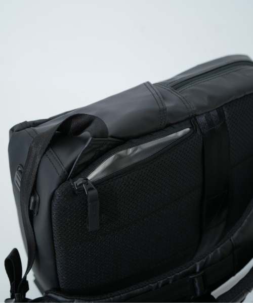 Ficce,Brave（フィセブレイブ）の「【Ficce Brave/フィセブレイブ】 スクエアリュック（バックパック/リュック・メンズ・ブラック・FREE）」の5枚目の写真