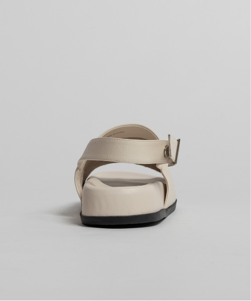 A de Vivre（アドゥヴィーヴル）の「【本革】ソフトレザーフットベッドサンダル（サンダル・レディース・アイボリー/ブラック/シルバー・L/S/M/LL）」の11枚目の写真