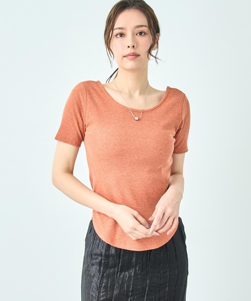 ANAP(アナップ)の「カップ付き バックオープン 半袖 Tシャツ トップス(Tシャツ/カットソー・レディース・ブラック/ホワイト/サックスブルー/オレンジ・FREE)」の4枚目の写真