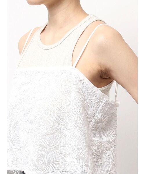 Ungrid（アングリッド）の「テープ刺繍キャミソール（キャミソール・レディース・オフホワイト/ブラック・FREE）」の8枚目の写真