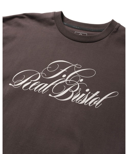 F.C.Real Bristol（エフシーレアルブリストル）の「SCRIPT TEE（Tシャツ/カットソー・メンズ・ブラック/ブラウン/セージグリーン/ホワイト・SMALL/X-LARGE/LARGE/MEDIUM/XX-LARGE）」の9枚目の写真