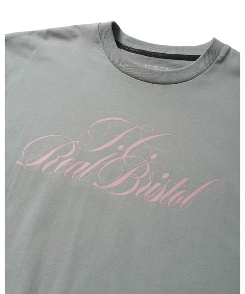 F.C.Real Bristol（エフシーレアルブリストル）の「SCRIPT TEE（Tシャツ/カットソー・メンズ・ブラック/ブラウン/セージグリーン/ホワイト・SMALL/X-LARGE/LARGE/MEDIUM/XX-LARGE）」の7枚目の写真