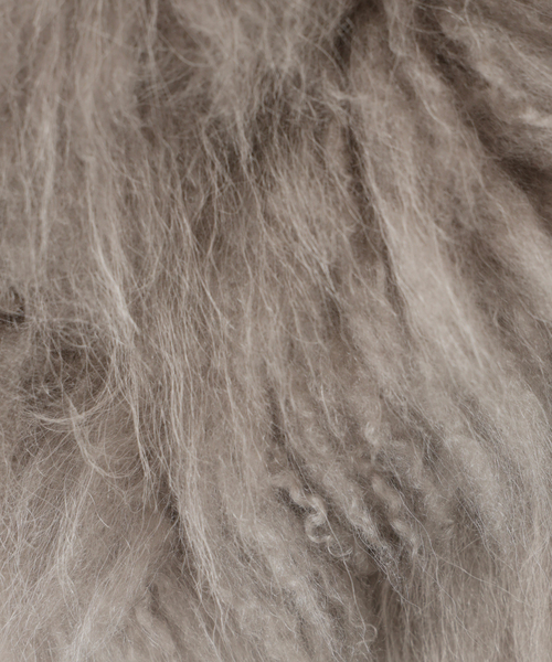 VERMEIL par iena(ヴェルメイユパーイエナ)の「Cashmere Fur gilet(ベスト・レディース・チャコールグレー/ブラウン・FREE)」の5枚目の写真
