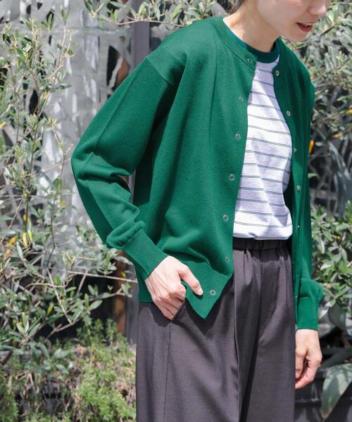 FORK&SPOON（フォークアンドスプーン）の「FORK&SPOON　LEVITAニットカーディガン（カーディガン/ボレロ・レディース・オフホワイト/グリーン/ネイビー・1）」の3枚目の写真