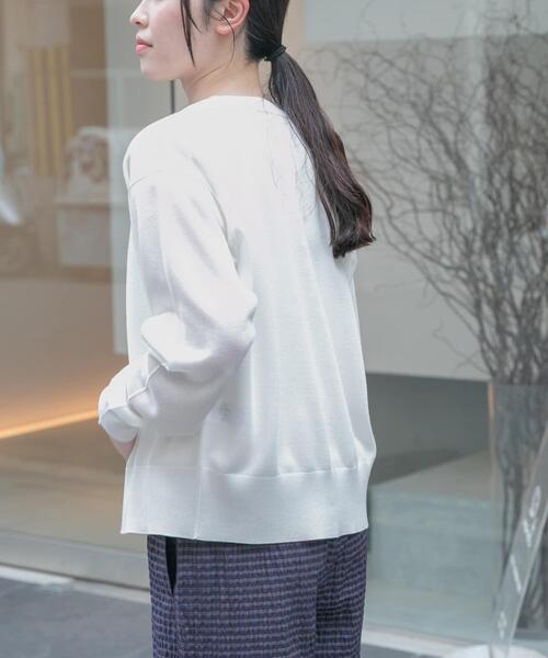 FORK&SPOON（フォークアンドスプーン）の「FORK&SPOON　LEVITAニットカーディガン（カーディガン/ボレロ・レディース・オフホワイト/グリーン/ネイビー・1）」の5枚目の写真