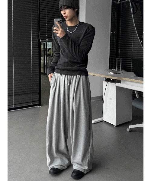 COSYHARU(コシハル)の「スーパーワイド4タックトレーニングパンツ(スウェットパンツ・メンズ・グレー・FREE)」の6枚目の写真