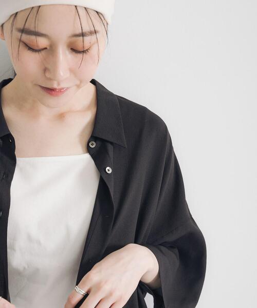 URBAN RESEARCH（アーバンリサーチ）の「ハーフスリーブシアーワイドシャツ（シャツ/ブラウス・レディース・ブラック/オフホワイト/ブラウン・FREE）」の12枚目の写真