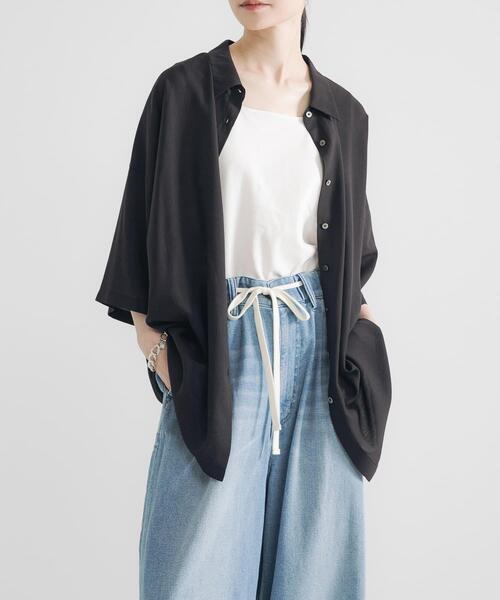URBAN RESEARCH（アーバンリサーチ）の「ハーフスリーブシアーワイドシャツ（シャツ/ブラウス・レディース・ブラック/オフホワイト/ブラウン・FREE）」の11枚目の写真