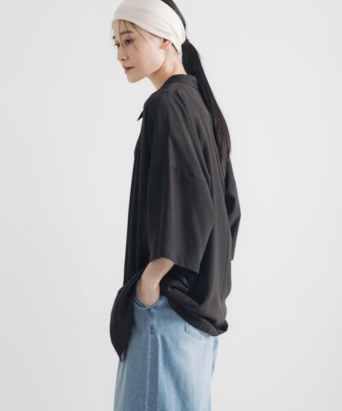 URBAN RESEARCH（アーバンリサーチ）の「ハーフスリーブシアーワイドシャツ（シャツ/ブラウス・レディース・ブラック/オフホワイト/ブラウン・FREE）」の9枚目の写真