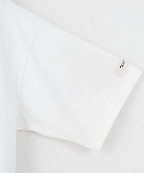NORDISK（ノルディスク）の「[NORDISK/ノルディスク] 別注 ワンポイント刺繍 ポケットTシャツ（Tシャツ/カットソー・レディース・チャコールグレー/ホワイト/ブラック・48/46/44/50）」の17枚目の写真