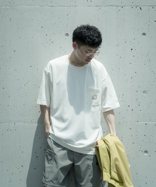 NORDISK（ノルディスク）の「[NORDISK/ノルディスク] 別注 ワンポイント刺繍 ポケットTシャツ（Tシャツ/カットソー・レディース・チャコールグレー/ホワイト/ブラック・48/46/44/50）」の9枚目の写真