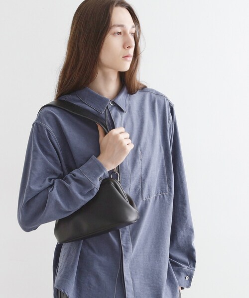 tk.TAKEO KIKUCHI（ティーケータケオキクチ）の「GAMAGUCHIショルダーバッグ（ショルダーバッグ・メンズ・ブラック/ボルドー・00）」の4枚目の写真