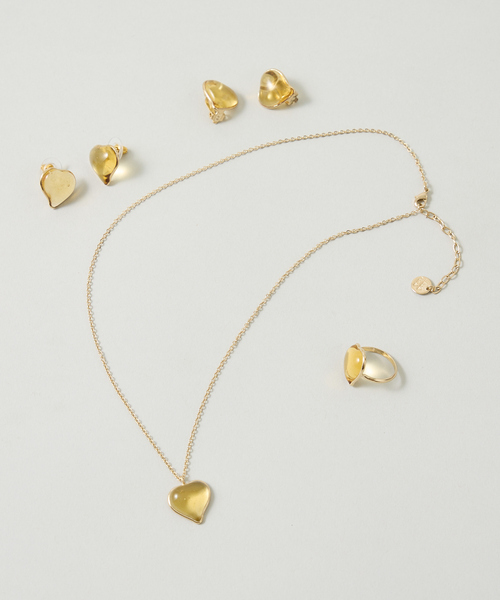 collex（コレックス）の「【Elodie Pavie】ガラスハートイヤリング（イヤリング・レディース・クリア・フリー）」の2枚目の写真