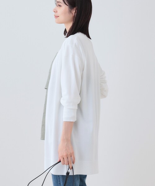 INDIVI（インディヴィ）の「【洗える】大人ロングカーディガンニット（カーディガン/ボレロ・レディース・オフホワイト・38/13）」の3枚目の写真