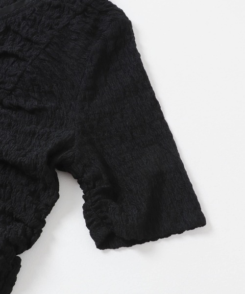 KBF（ケイビーエフ）の「シャーリングホックトップス（Tシャツ/カットソー・レディース・ブラック/アイボリー・ONE）」の10枚目の写真