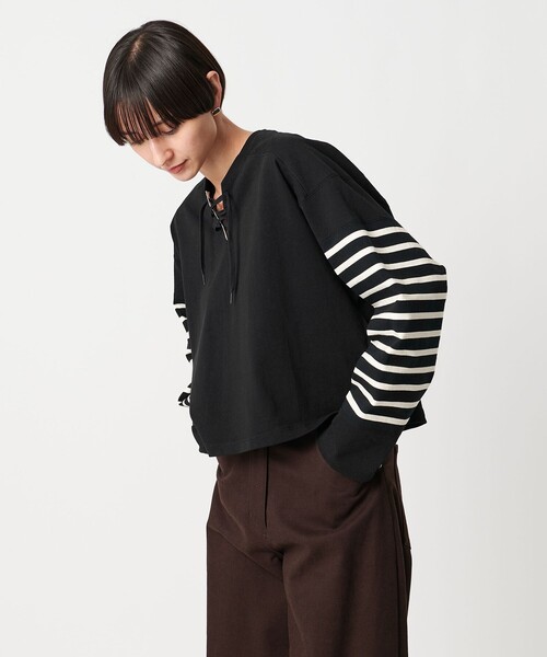 FILL THE BILL（フィルザビル）の「【別注】＜FILL THE BILL＞レースアップ クロップド カットソー（Tシャツ/カットソー・レディース・オフホワイト/ブラック・FREE）」の3枚目の写真