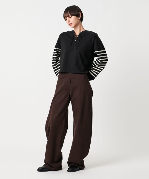 FILL THE BILL（フィルザビル）の「【別注】＜FILL THE BILL＞レースアップ クロップド カットソー（Tシャツ/カットソー・レディース・オフホワイト/ブラック・FREE）」の4枚目の写真