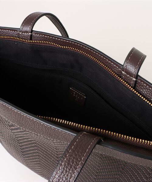 FOSSIL(フォッシル)の「フォッシル トートバッグ レディース PVC/PU ブラウン A4収納可 ZB11152202(トートバッグ・レディース・ブラウン・FREE)」の9枚目の写真