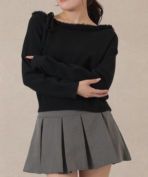 Lace Ladies(レースレディース)の「ワンショルダー フリンジ オフショル ニット プルオーバー(ニット/セーター・レディース・ブラック/アイボリー/ベージュ・FREE)」の16枚目の写真