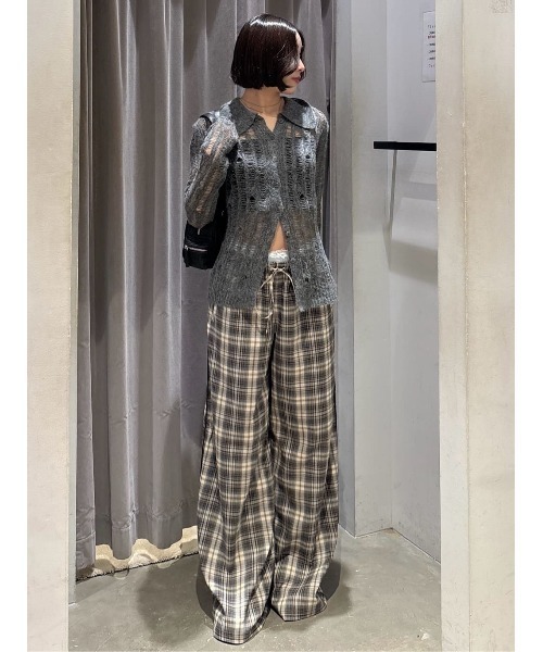 SLY（スライ）の「DAMAGE KNIT C/D ダメージ ニット カーディガン 秋服 冬服（カーディガン/ボレロ・レディース・ブラック/ダークグレー/ピンク・FREE）」の21枚目の写真