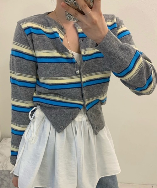 LAC-VERT（ラック・ヴェール）の「配色ボーダーニットカーディガン（スウェット・レディース・グレー/ベージュ/ブラック/アイボリー・FREE）」の5枚目の写真