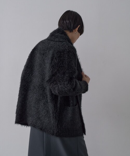 GALLEST（ギャレスト）の「オーバーサイズVネックカーディガン（カーディガン/ボレロ・レディース・オフホワイト/ブラック/ナチュラル・38）」の16枚目の写真