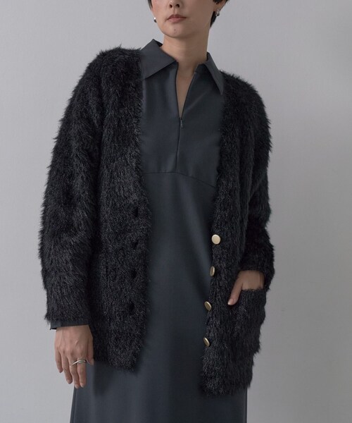 GALLEST（ギャレスト）の「オーバーサイズVネックカーディガン（カーディガン/ボレロ・レディース・オフホワイト/ブラック/ナチュラル・38）」の9枚目の写真