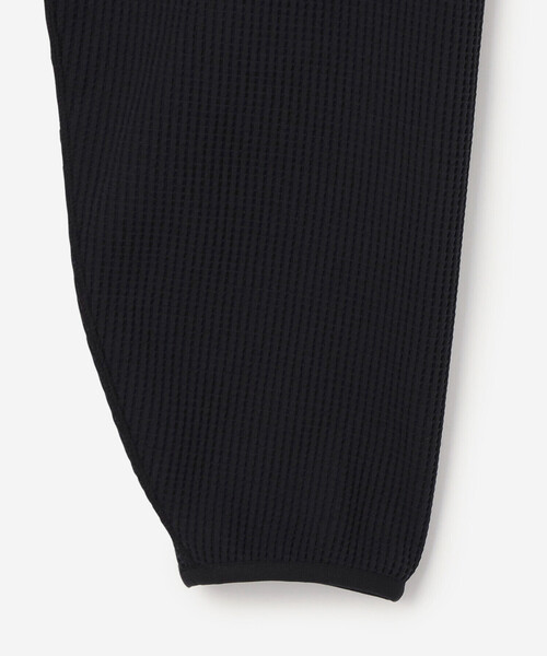 GYMPHLEX（ジムフレックス）の「Gymphlex | ワッフル Vネックジップカーディガン MEN（カーディガン/ボレロ・メンズ・ブラック/チャコール・L/M）」の6枚目の写真