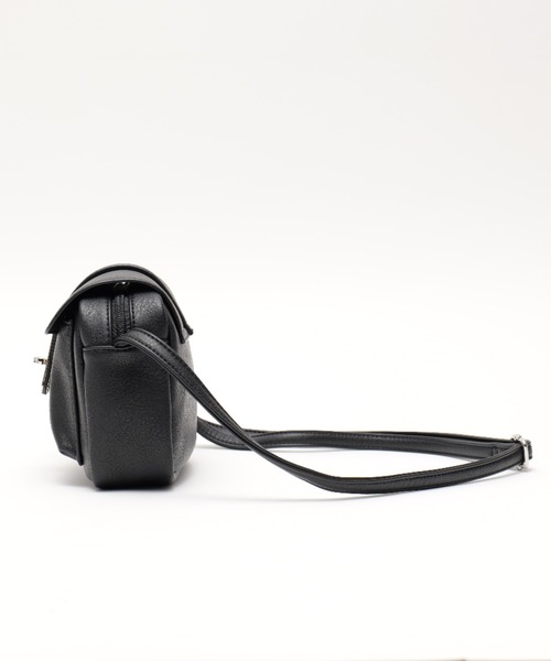 DEVICE（デバイス）の「DEVICE ヴィンテージデザイン ヴァティカルベルト ショルダーバッグ（ショルダーバッグ・メンズ・ダークブラウン/ブラック/ダークブラック・FREE）」の4枚目の写真