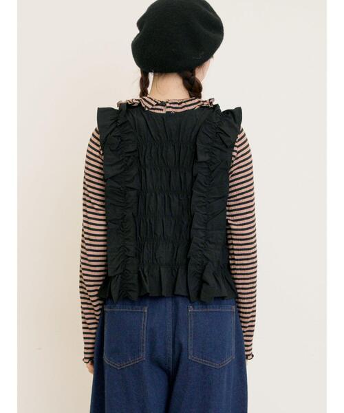 Samansa Mos2(サマンサ モスモス)の「シャーリングフリルベスト(ベスト・レディース・カーキ/ブラック/キナリ・F)」の16枚目の写真