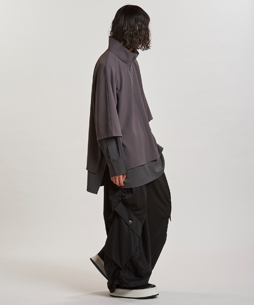NO ID.(ノーアイディ)の「mlt5438- ドッキングオフタートルハーフZIP-PO カットソー(457006-341T)(Tシャツ/カットソー・メンズ・グレー/ブラック/ホワイト・ONE SIZE)」の18枚目の写真
