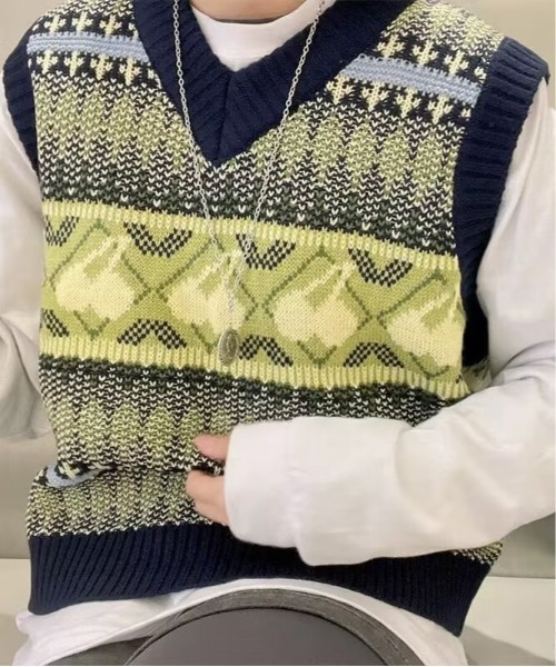 shyam inspiration(シャムインスピレーション)の「チェリーカラーニットベスト(ベスト・レディース・ピンク/ネイビー・F)」の5枚目の写真